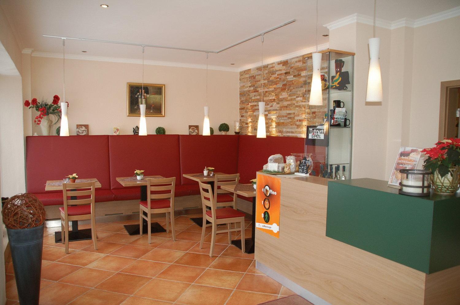 Hotel-Ferienwohnungen Cafe Maarblick Schalkenmehren Εξωτερικό φωτογραφία
