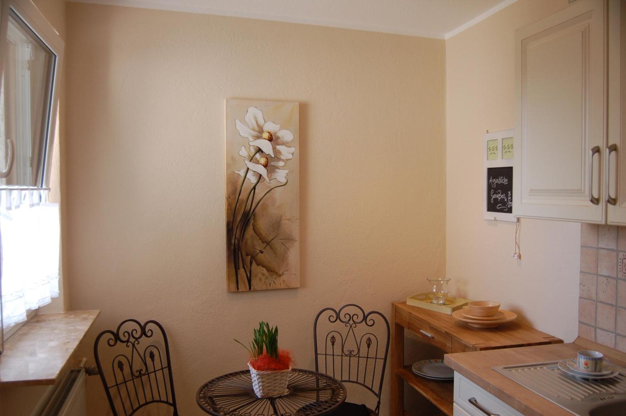 Hotel-Ferienwohnungen Cafe Maarblick Schalkenmehren Δωμάτιο φωτογραφία